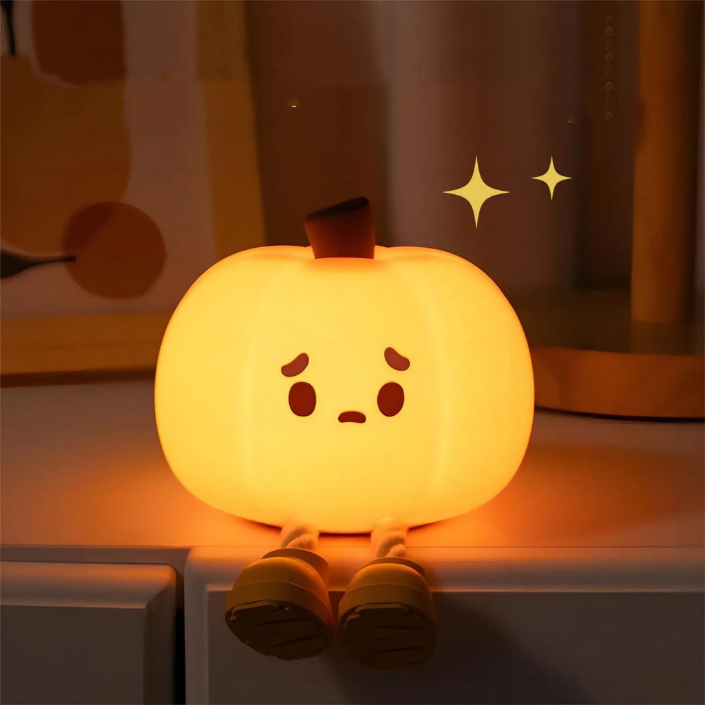 PUMPKY™ veilleuse enfant rechargeable USB, détail port de charge et capteur tactile