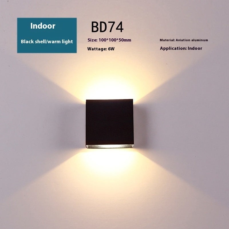 Applique murale Lumeoo GATILUX noire en aluminium avec éclairage LED chaud bidirectionnel pour jardin et façade