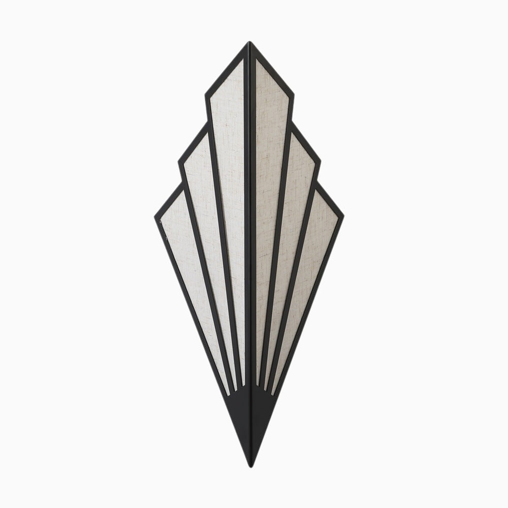 Applique murale LED Lumeoo triangulaire au design art déco noir et beige pour couloir ou escalier
