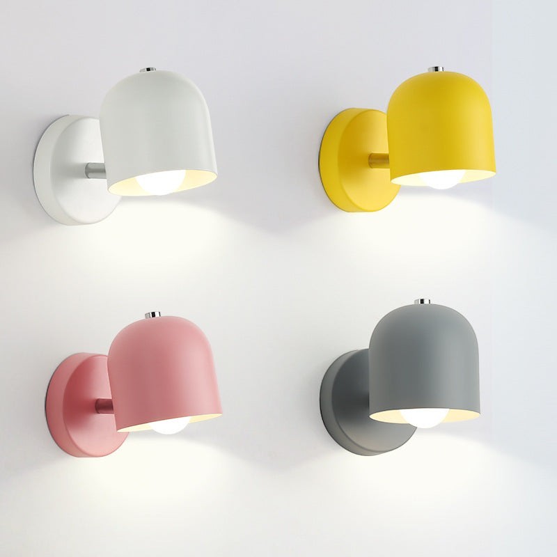 Applique murale Lumeoo Macaron au design nordique minimaliste disponible en blanc, jaune, rose et gris avec éclairage LED