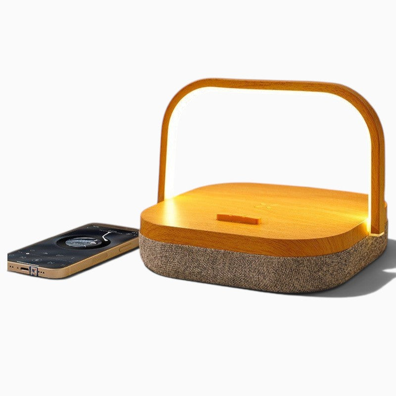 Lampe de chevet Lumeoo 3 en 1 en bois avec enceinte Bluetooth et chargeur induction pour smartphone