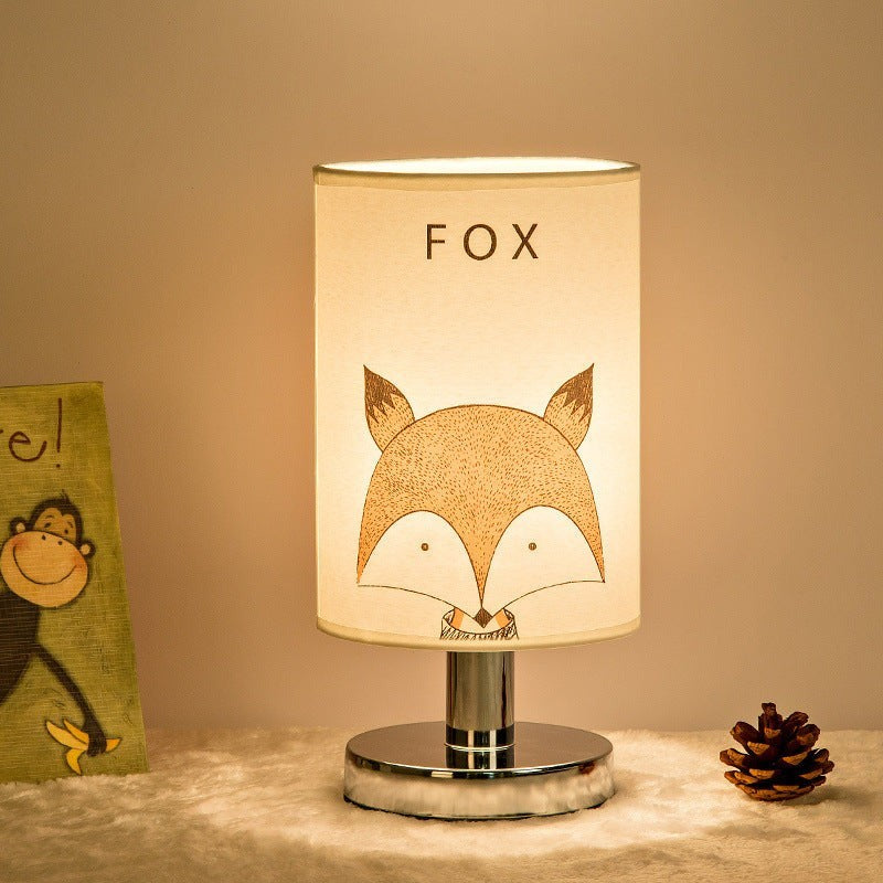 Veilleuse Lumeoo pour enfant avec motif renard, abat-jour cylindrique et base métallique moderne