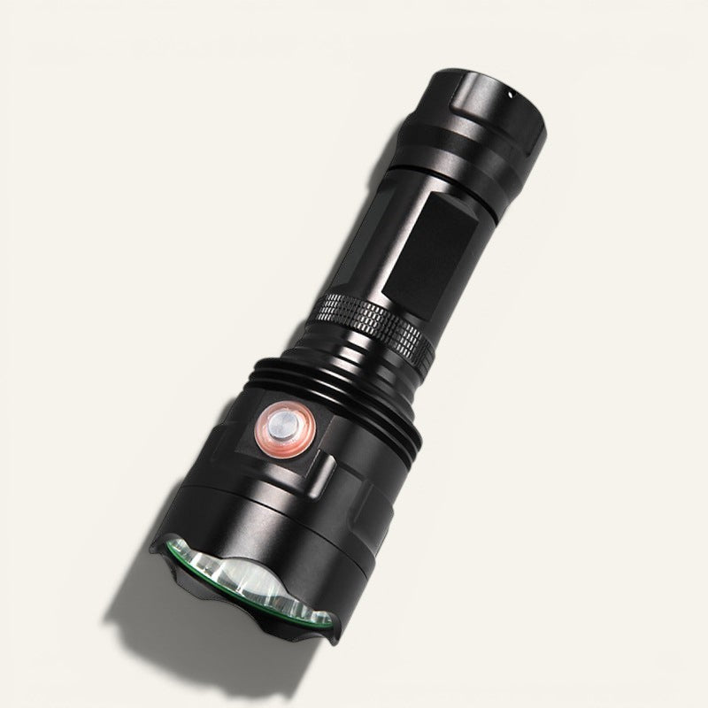 Lampe de poche tactique Lumeoo TACTORIX noire, LED XHP90 rechargeable, 6 modes d'éclairage et étanche IPX5.