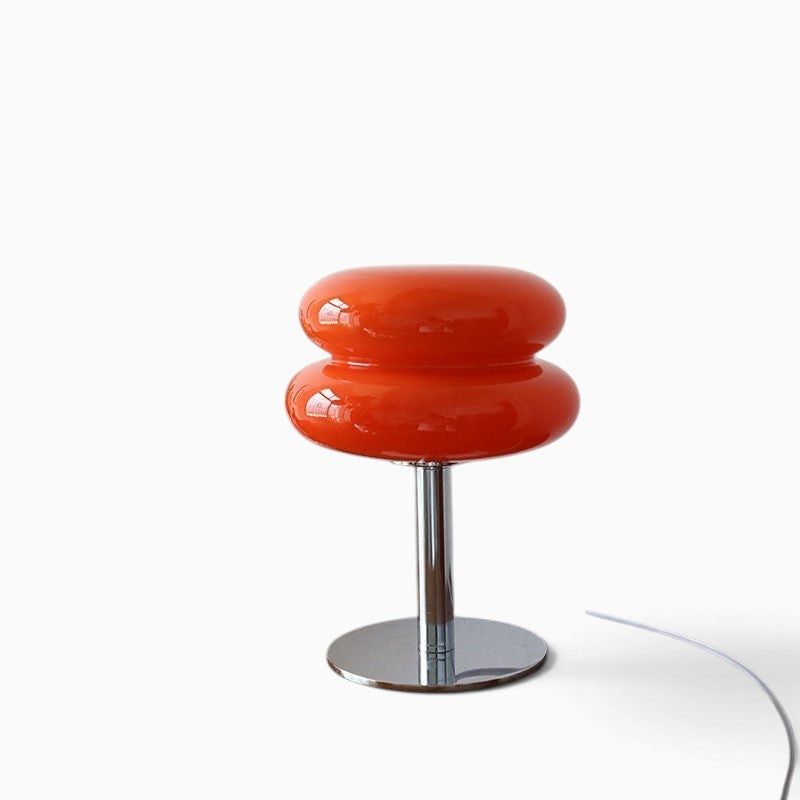 Lampe à poser Lumeoo VERRUX en verre orange brillant avec pied en fer chromé au design nordique moderne
