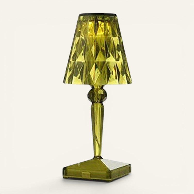 Lampe de table Lumeoo CRYSTIX en cristal vert translucide avec abat-jour facetté et design rechargeable sans fil