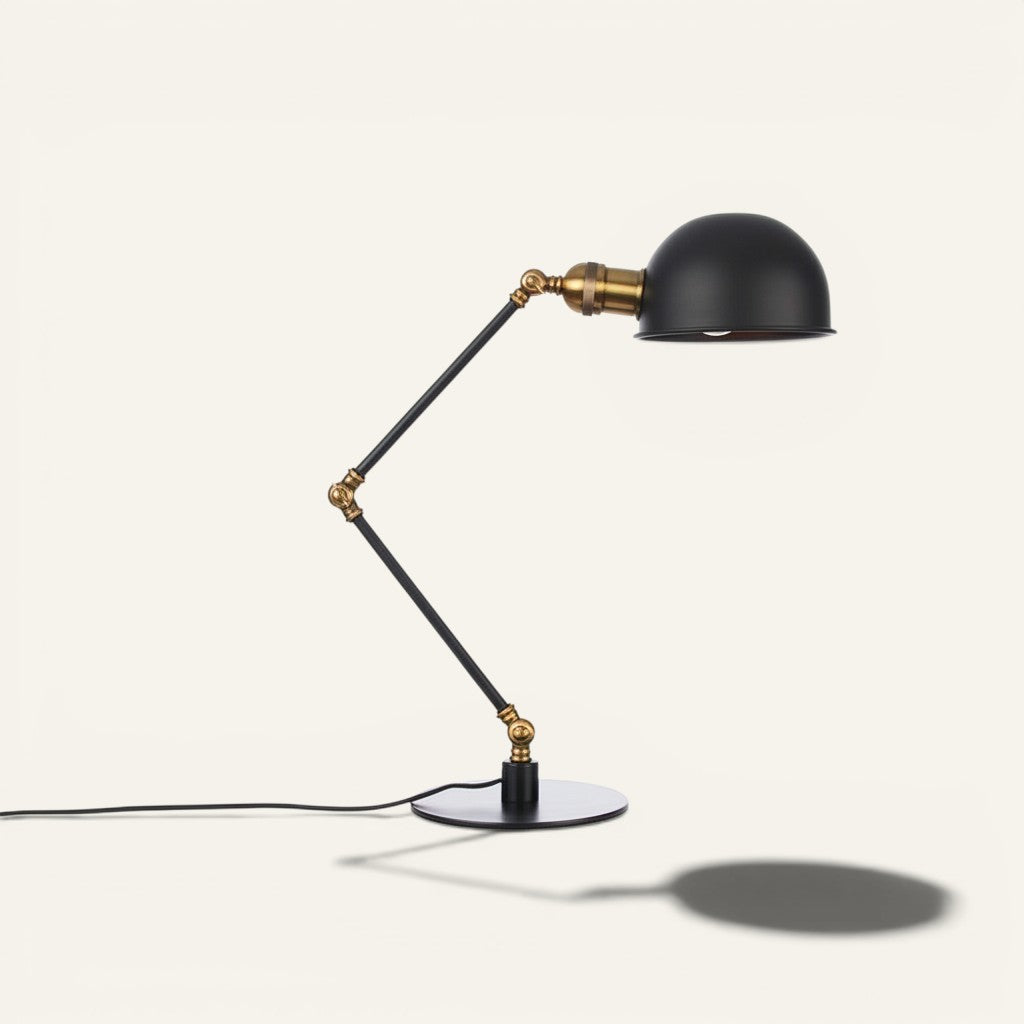 Lampe de table Lumeoo rétro en fer forgé noir et métal doré avec bras articulé réglable pour bureau ou salon