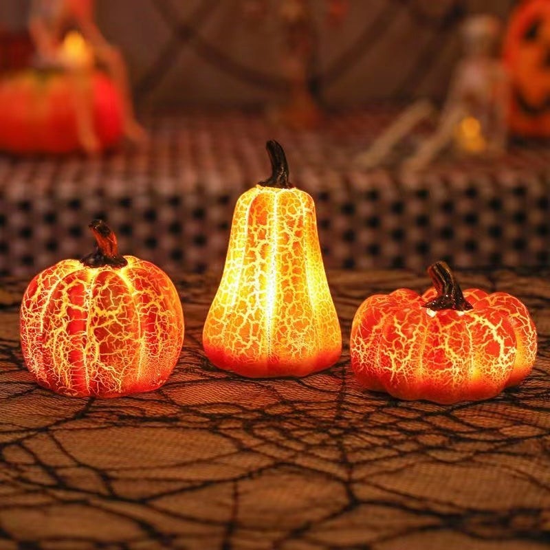 Lanterne citrouille Lumeoo en résine effet craquelé avec éclairage LED chaleureux pour décoration d'Halloween