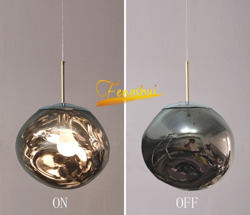 Lustre boule en verre miroir Lumeoo avec finition dorée, design contemporain suspendu pour salon ou chambre.