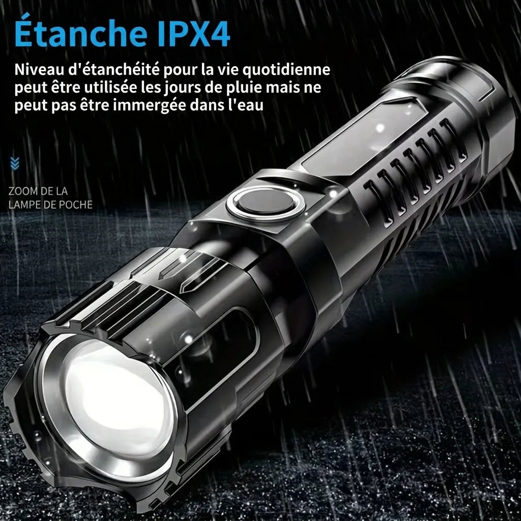 Mini lampe de poche LED Lumeoo noire, rechargeable USB, étanche IPX4 avec fonction zoom pour camping et randonnée.