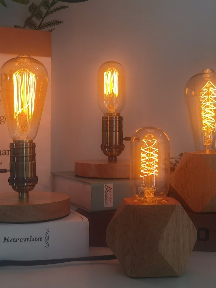 Veilleuses Lumeoo style vintage avec ampoules à filament Edison et socles en bois naturel pour une ambiance zen