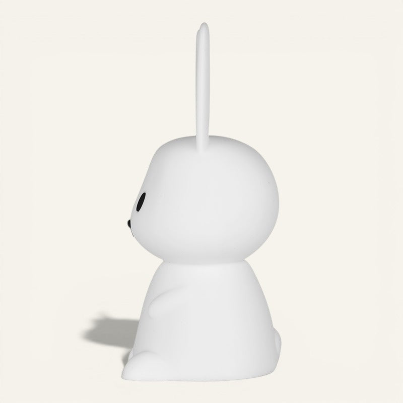 Veilleuse lapin Lumeoo en silicone blanc, lampe LED multicolore pour enfant, vue de profil