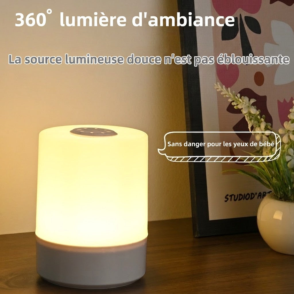 Veilleuse tactile Lumeoo rechargeable diffusant une lumière chaude et apaisante sur une table de chevet